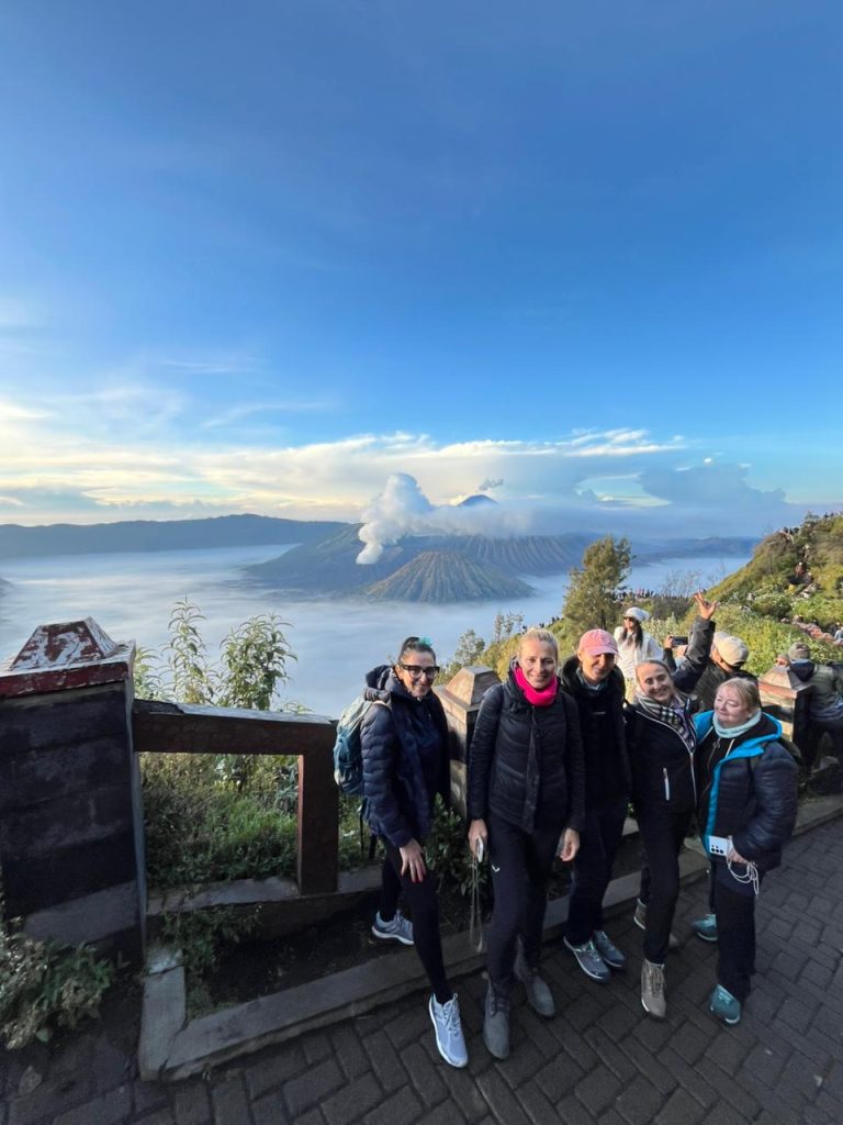 Bromo sunrise tour