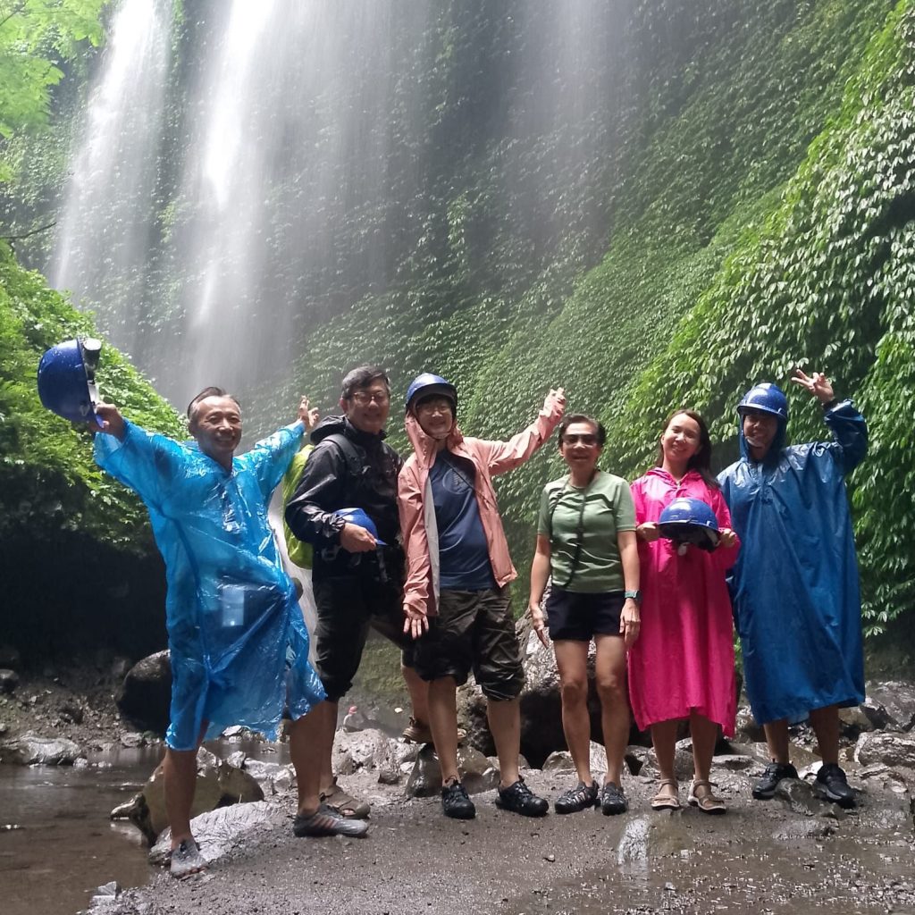 tumpak sewu tour
